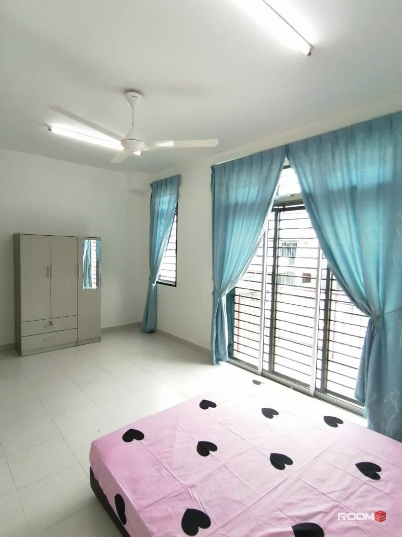 Room for rent at Taman Pulai Mutiara @ Gelang Patah