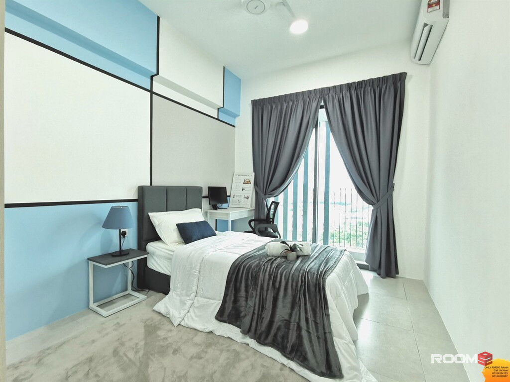 Superb Cozy Fully Furnished Single Room at Meritus residensi