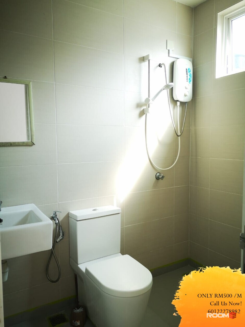 COZY, fully furnished with AC & WiFI Single Room for RENT at Bandar Sri Sendayan, Sendayan