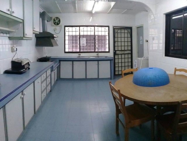 AVAILABLE ROOM FOR RENT @ SS26, PETALING JAYA