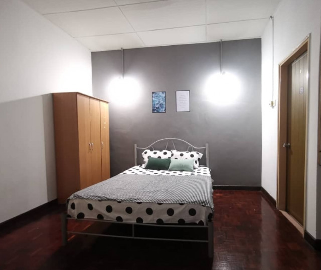 ROMANTIC MASTER ROOM OWN BR FREE WIFI