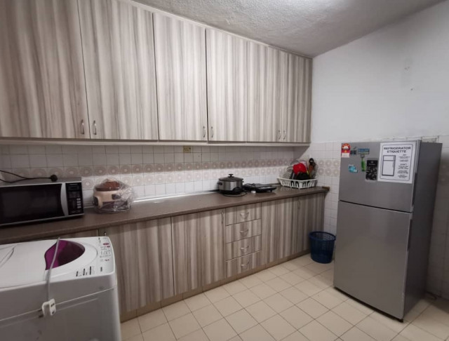 ROMANTIC MASTER ROOM OWN BR FREE WIFI
