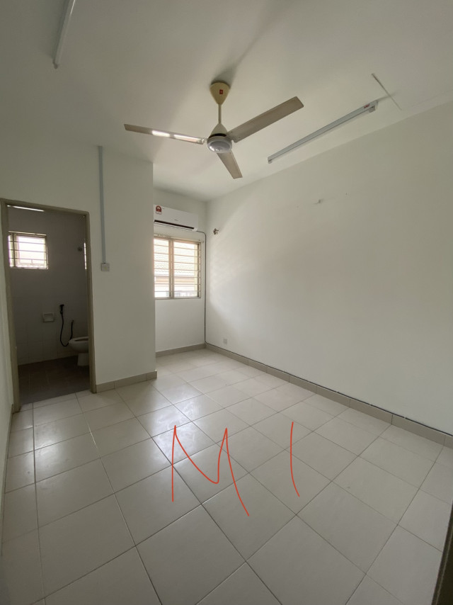 SETIA ALAM U13/25A SINGLE/MEDIUM/MASTER ROOM NEAR SETIA CITY MALL!
