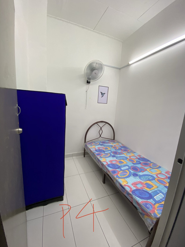 PJ SS2/10 ROOM FOR RENT