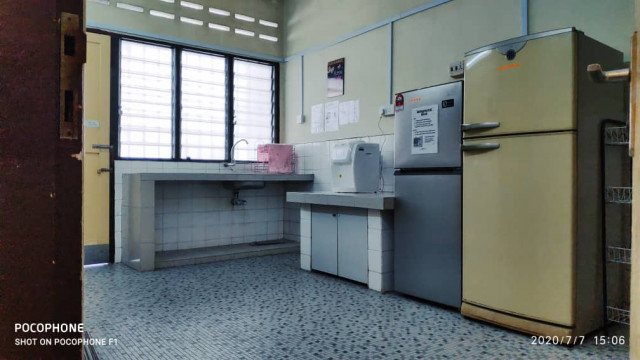 PJ SEA PARK ROOM FOR RENT WITH LOW DEPOSIT!!