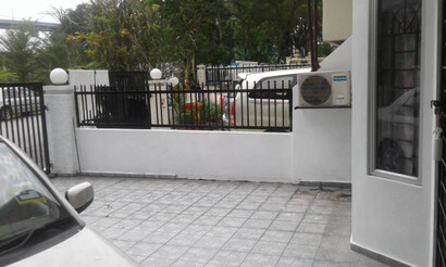 PJ SEKSYEN 17/50 SINGLE/MEDIUM ROOM INCLUSIVE ELECTRICITY!!