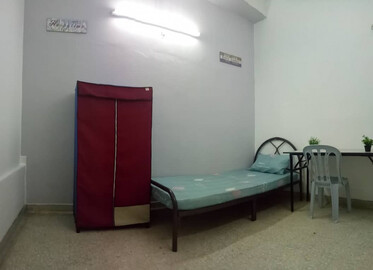Great! Limited Medium Room to Rent at Bandar Puchong Jaya!