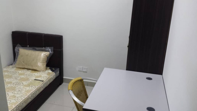 Comfortable Room to Rent at Bandar Bukit Puchong! Free Weekly Cleaning Provided!