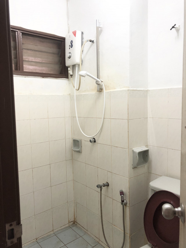 USJ ROOM FOR RENT WITH LOW DEPOSIT/ SHORT TERM AVAILABLE
