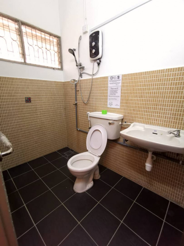 PJ SS2 NEWLY RENOVATED ROOMS FOR RENT