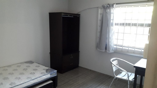 Jalan Bayan, Bandar Puchong Jaya available Medium Room to Rent with Lowest Rate!