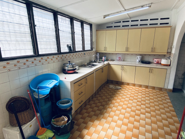 Looking for Housemate 👀 Room Available at SS2, Petaling Jaya with High Speed WI-FI