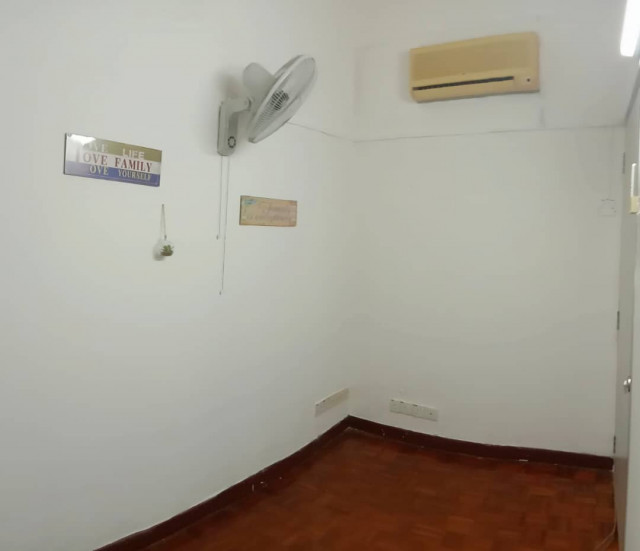 Pj SS2 Room SELLING FAST! CHEAP RENTAL NEAR TAMAN BAHAGIA LRT!!