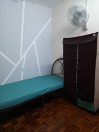Available Medium Room to Rent at Bandar Puchong Jaya!