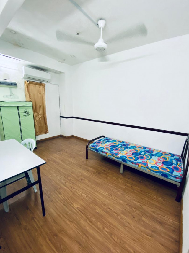 Cheap Room in Bdr Utama near MRT!