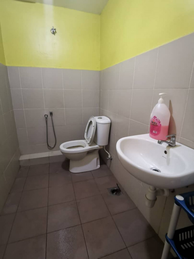 Available room in Subang Jaya