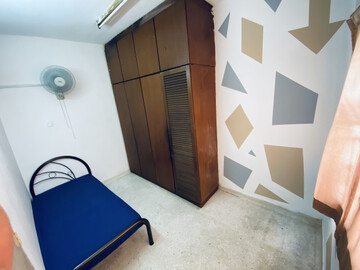 Limited Rooms near Taman Bahagia LRT Station