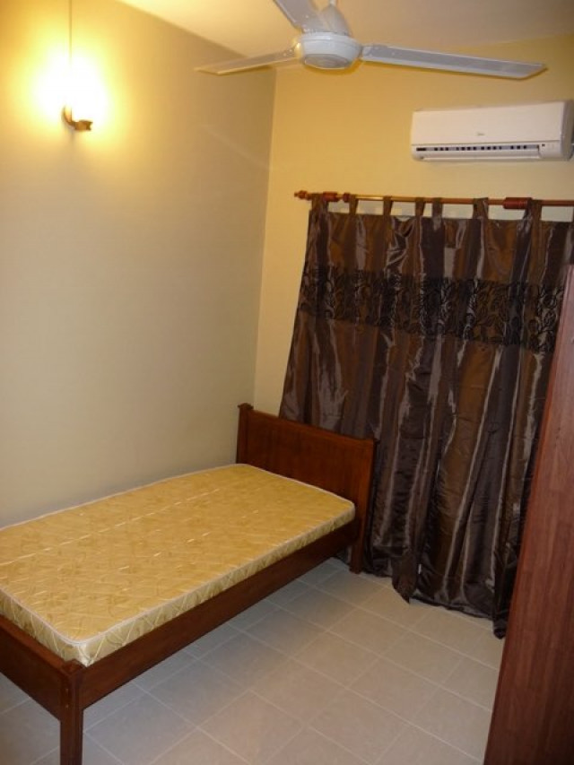 Limited Medium Room at Bandar Puteri, Puchong. Free Highly Speed WiFi!