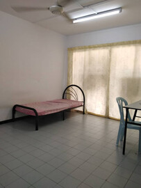 Available room in Petaling Jaya