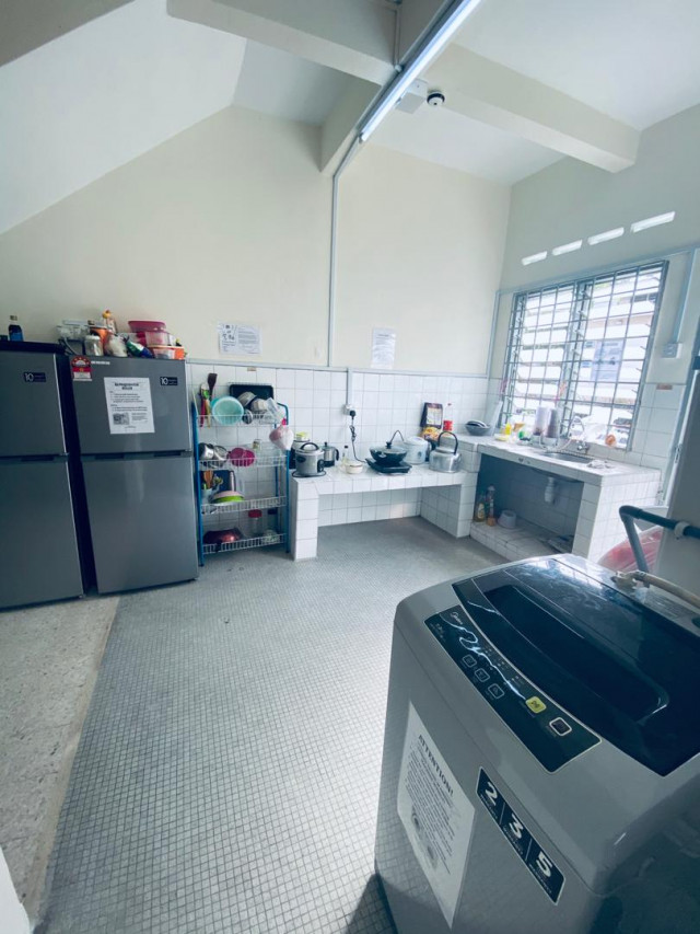 Available room in Petaling Jaya