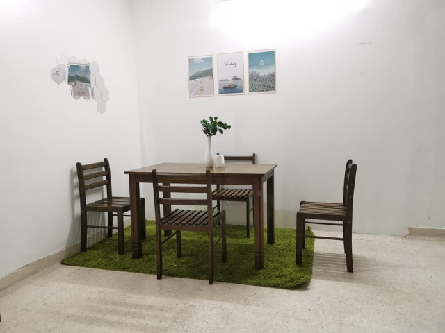 Newly furbished unit in Damansara Jaya!!