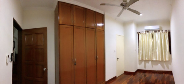 MIDDLE ROOM FOR RENT @ BU6 BANDAR UTAMA!! NON-AGENT