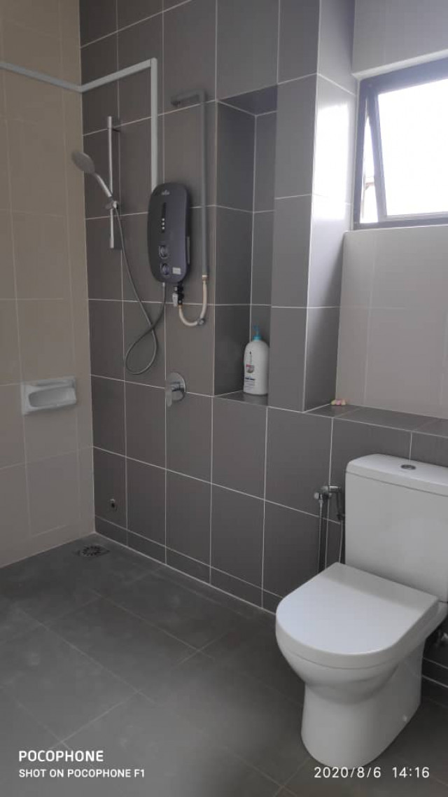 SETIA UTAMA ROOMS FOR RENT! LOW DEPOSIT!! NEAR SETIA CITY MALL
