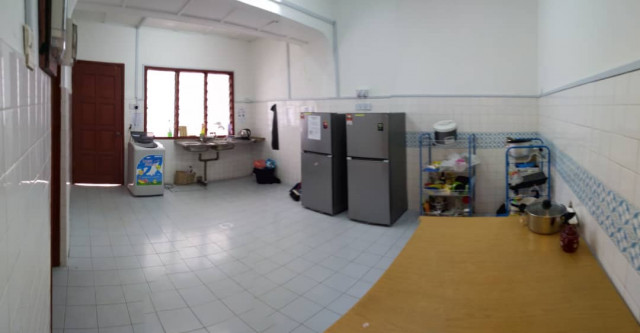 100MBPS WIFI !! Room Rent at Taman Bukit Desa, KL