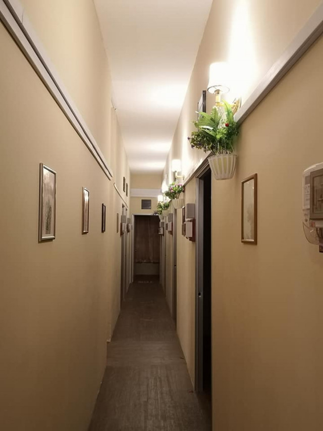 Limited Room at Kelana Jaya! Walking distance to LRT!!