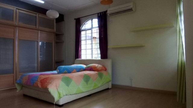 Room Rent!! Taman Seri Jaromas, Jenjarom