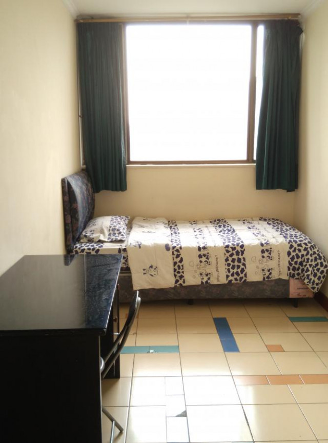Nearby LRT! Just 5 mins Walking Distance, Available Medium Room to Rent at Jalan Kenari, Bandar Puchong Jaya.!