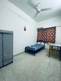 Room For Rent SS2