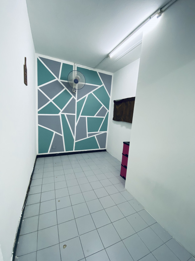 Room For Rent SS7
