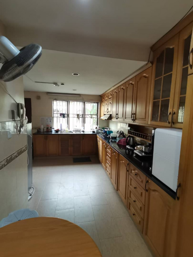 Available room in Subang Jaya