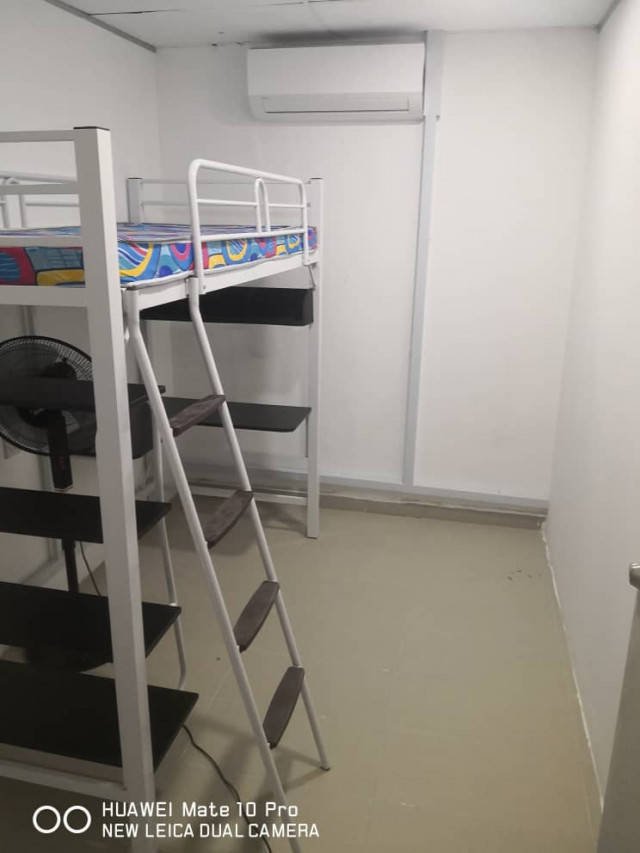 Limited Room at Kelana Jaya! Walking distance to LRT!!