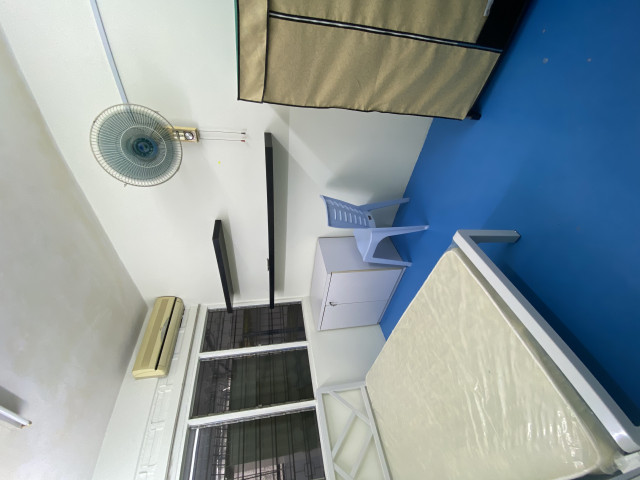 PJ SS2 SINGLE ROOM WITH AC FOR RENT