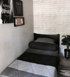 Near LRT and IOI Mall, Available Medium Room for Rent at Jalan Kenari, Bandar Puchong Jaya. With Free WiFi Provided!