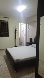 Nearby Mall! Available Medium Room to Rent at Jalan Bayan, Bandar Puchong Jaya. Highly Speed WiFi Provided.