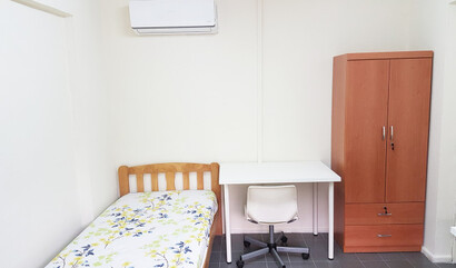 New Available Medium room to Rent at Taman Puchong Utama. Move In Immediately! Free Cleaning and WiFi.!