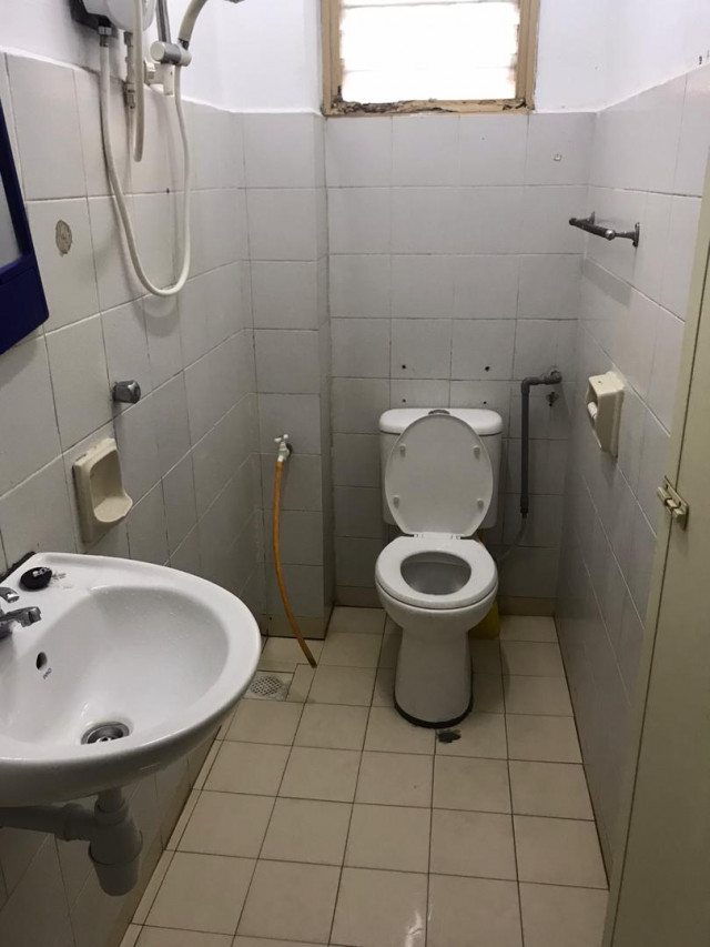 Available room in Subang Jaya