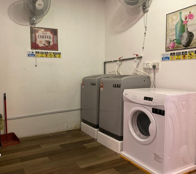 Available room in Petaling Jaya