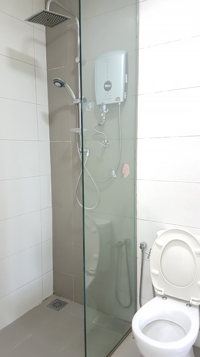 (WTR) THE GRAND SOFO, KELANA JAYA 2R1B SEMI FURNISH