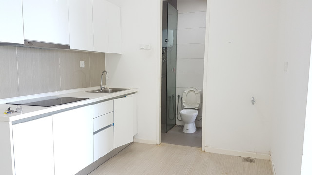 (WTR) THE GRAND SOFO, KELANA JAYA 2R1B SEMI FURNISH