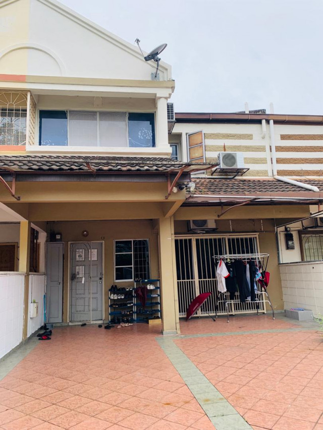 Single Small Room For RENT in Bandar Sunway and PJS 9