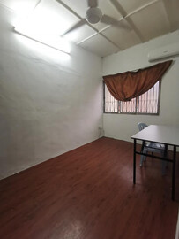 Room for rent in Ss2 near to LDP highway 🏡