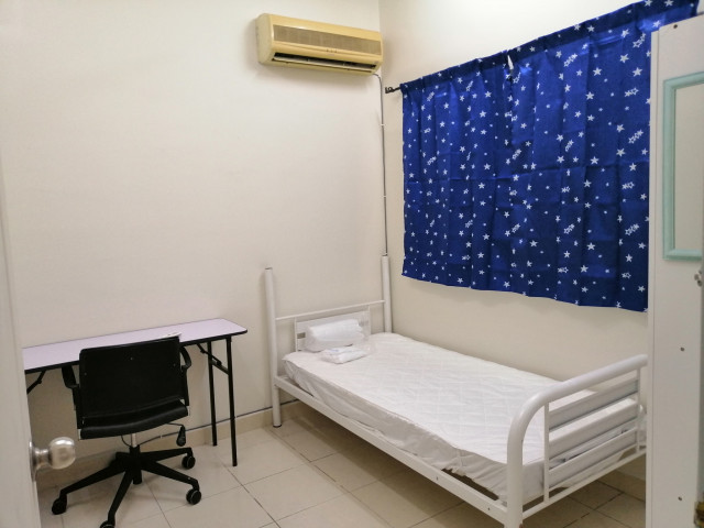 free electric water n wifi small room at pelangi utama condominium