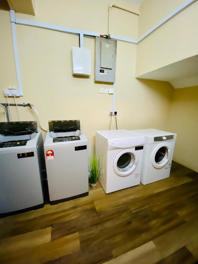 100MBPS WIFI !! SS2 PETALING JAYA