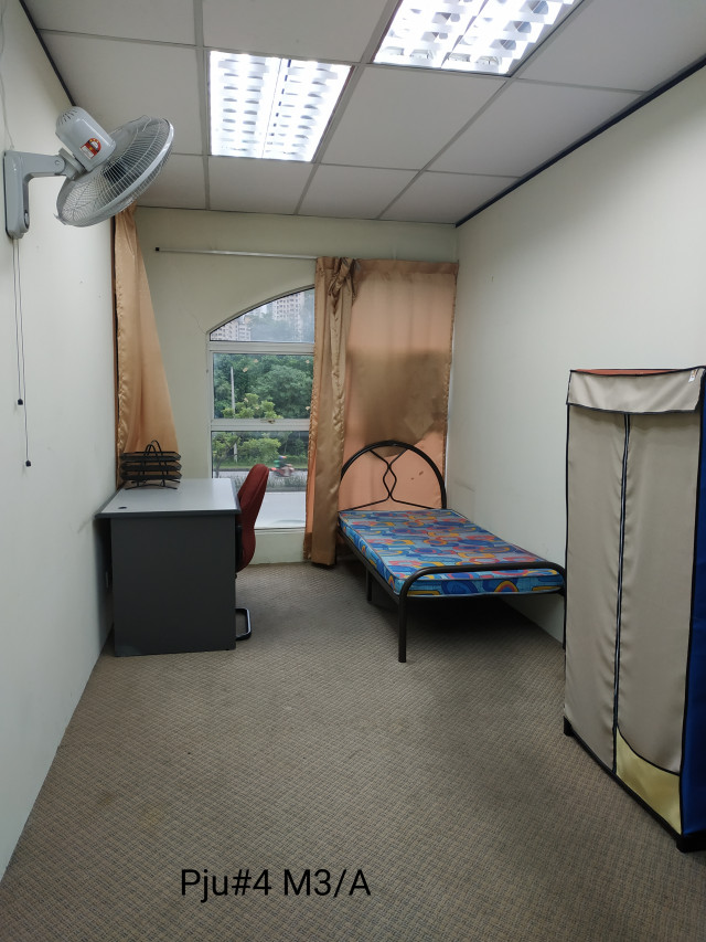 Single to master room for rent from rm450