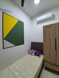 Available room in Petaling Jaya with wifi