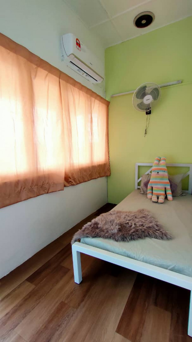 CHERAS LOW DEPOSIT  ROOM FOR RENT